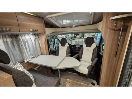 Weinsberg CaraCompact Pepper 600 MEG BearLock, New MOT photo: 11