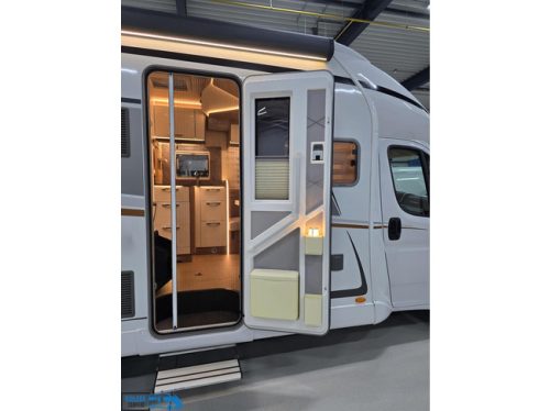 B&uuml;rstner Lyseo TD 736 Foto: 1