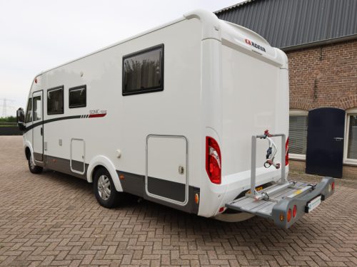 Adria Sonic I 700 SC queensbed + hefbed  foto: 1