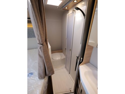 Weinsberg CaraCompact Pepper 600 MF AUTOMATIC FRENCH BED 2027! photo: 20