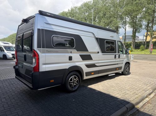 Adria Twin Supreme 640 SGX 9T-Automatic Solar Panel Victron System photo: 7