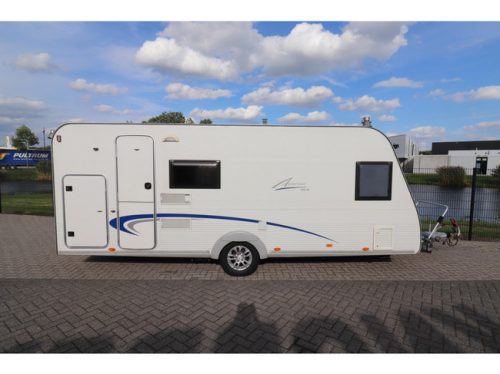 B&uuml;rstner Averso 495 TK Bunk bed / Awning photo: 2