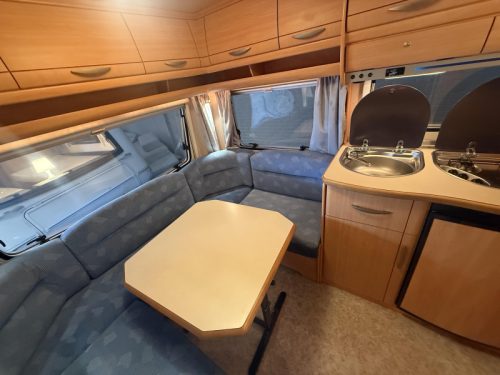 Fendt Saphir 470 TDB CAMA FRANCESA ASIENTO REDONDO AVANC&Eacute; foto: 9
