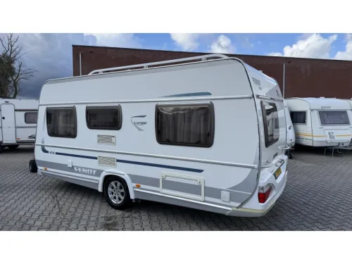 Fendt Saphir 470 TF French bed dinette toilet photo: 14