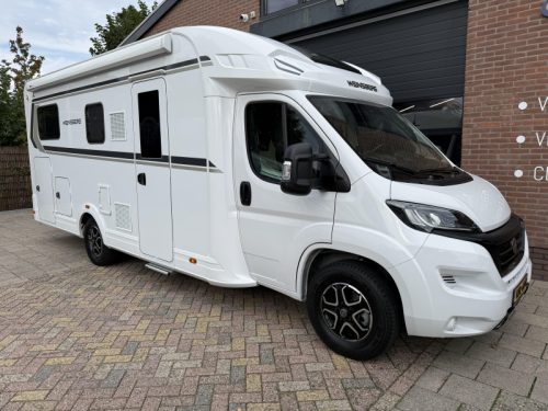 Weinsberg CaraSuite 700 ME Automatic! 180 hp! photo: 2