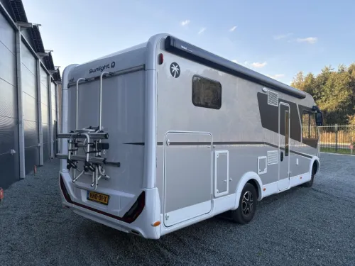 Sunlight I68 Adventure Automatik | Ex-Vermietung Foto: 2