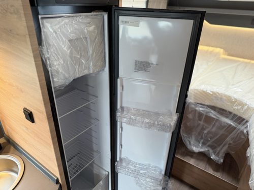 Knaus Live Wave 650 MEG Black Select Foto: 19