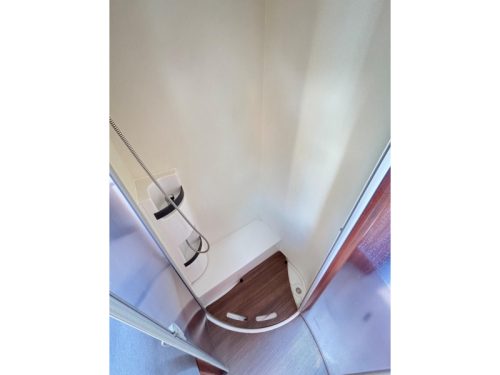 Eura Mobil Terrestra 720 Single beds/2015/Pop-top roof  photo: 12