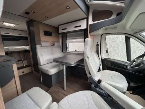 Knaus L!ve Wave 650 MEG BLACK SELECTION Foto: 5