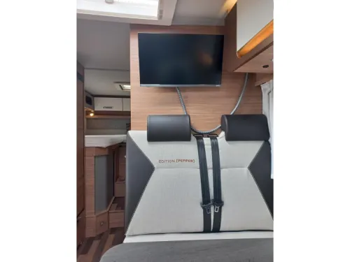 Weinsberg CaraCompact MB 640 MEG Pepper Smart TV Aut Solar  photo: 16