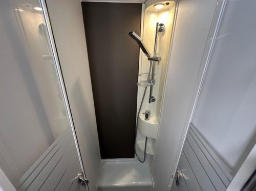 Adria Coral Axess 670 SL photo: 11
