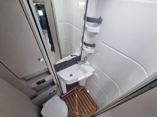 Hymer Tramp S 585 Mercedes Foto: 9