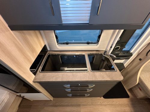 Hobby De Luxe 495 UL photo : 18