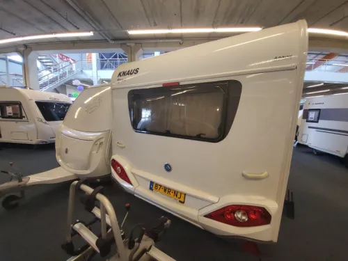 Knaus Sport 450 FU Unico Verona, Rangierhilfe  Foto: 2