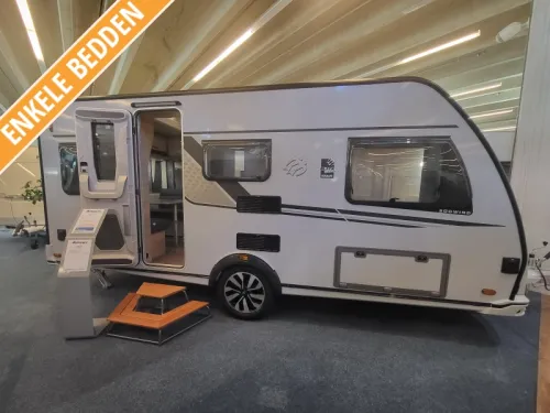 Knaus Sudwind Black Selection 460 EU sch&ouml;n komplett ab Werk