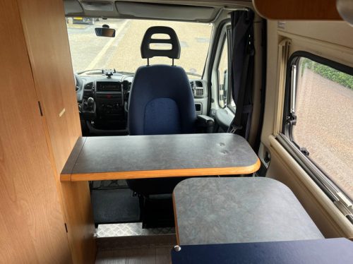 Peugeot Boxter Buscamper | Awning | Maxxfan | Convertible Round Seating | Bearlock photo: 19