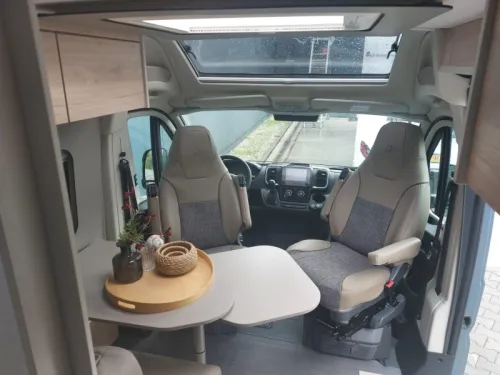 Dethleffs Globetrail 640 ES 95-Jahre-Paket -Automatik Foto: 5