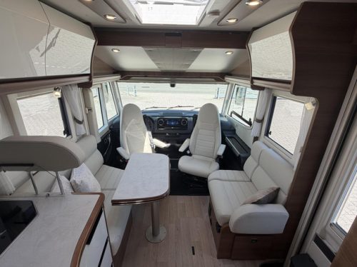 RAPIDO M96 Queensbett EP Level 2X Klimaanlage Wechselrichter Solarpanel Foto: 13