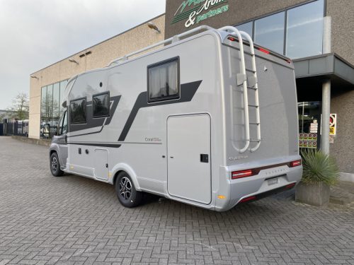 Adria Coral Supreme 670 DL 180HP automatic photo: 3