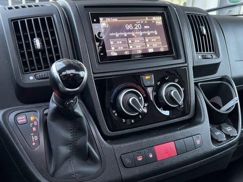 Knaus Van TI 650 MEG EINZELBETTEN 9-GANG-AUTOMATIK EURO6 Foto: 13