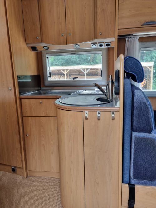 BUERSTNER Elegance 685 photo: 12