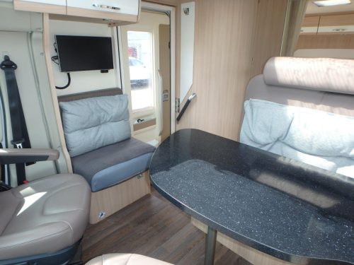 B&uuml;rstner Nexxo 690 T Automaat  Foto: 10