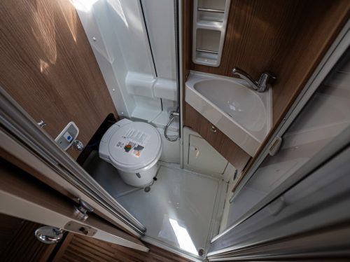 Malibu 640 LE / Free storage photo: 11