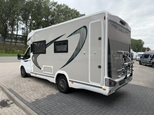 Chausson 640 Titanium Premium 170HP Automatic Lift Bed Solar Panel Very Spacious photo: 6