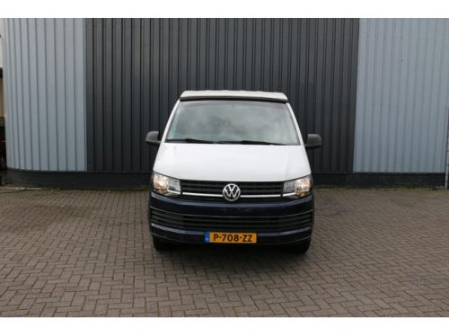 Fourgon am&eacute;nag&eacute; Volkswagen Transporter TDI 150ch Automatique T6 | Climatisation | Si&egrave;ges chauffants | Vitres &eacute;lectriques | 4 couchages | nouvel int&eacute;rieur | R&eacute;frig&eacute;rateur + cong&eacute;lateur | photo : 9