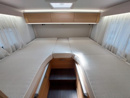 Adria Coral 650 DL Lits jumeaux/face2face/heavy photo : 18
