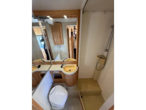 Hymer Classic Lit superpos&eacute; photo : 15