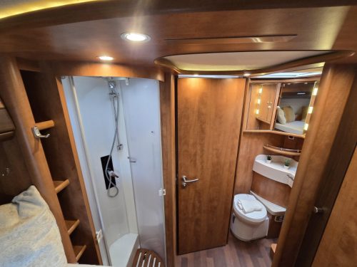 Carthago C-Tourer I 147 Niveausystem ALKO Fahrgestell Foto: 16