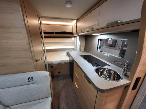 Knaus Sudwind 60 Years 420 QD 60 years uitvoering Foto: 10