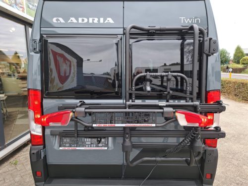 Adria Twin Plus 540 SP Thule Demo Van Foto: 3