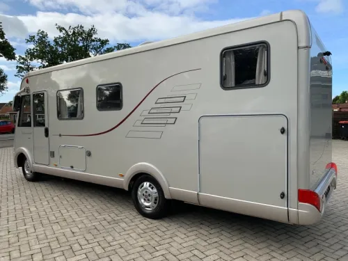 Hymer B678 Einzelbetten Hubbett Foto: 3