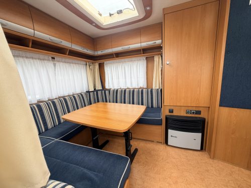 Dethleffs Camper Lifestyle 590 S Queensbed Airco Zelt Foto: 2