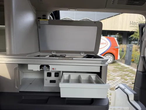Volkswagen California Ocean 1.5 eHybrid 4Motion Camper van DSG automaat foto: 11