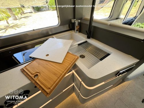Hymer BML Master Line 780 I 2027 model in Tarmac Grey photo: 11