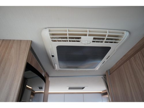 Hymer Exsis-T 588 Automaat | Dachklimaanlage | NAP Foto: 12