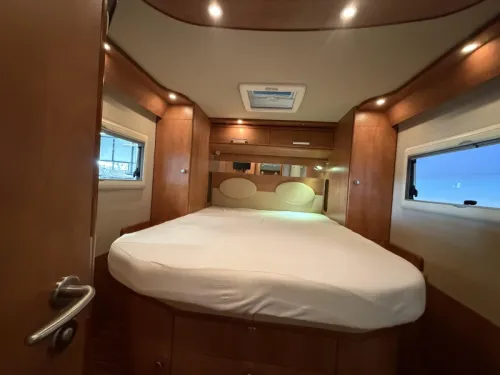Carthago Chic C-Line T 5.0 QB Queensbett 5.0 180PS Foto: 11