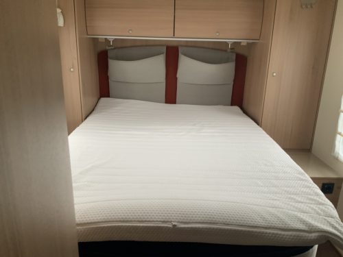 B&uuml;rstner Ixeo IT 700 2.3 MultiJet 130 PK, Queensbed, Zij-bank, Draaistoelen, Bj.2012 &ldquo;Uw Camper-verkoopmakelaar  Camper centrum on the road foto: 12