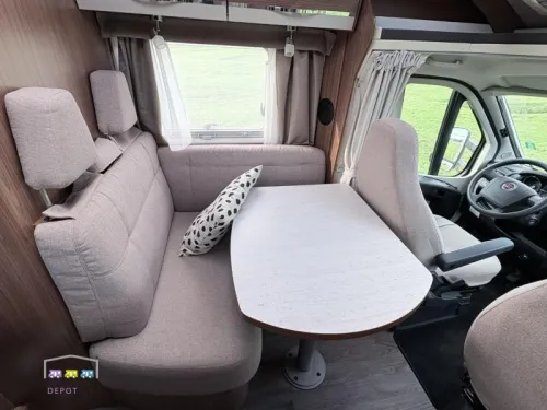 Eura Mobil Profila 590 PT  foto: 9