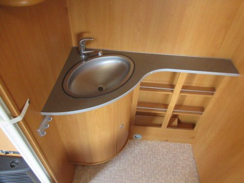 Dethleffs Camper 500 DB LOTS OF SPACE - AND MOVER photo: 13