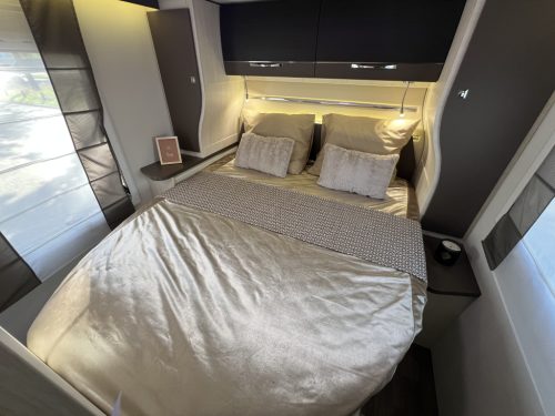 Chausson Welcome 728 EB QUEENSBED + HEFBED ZONNEPANEEL Foto: 2