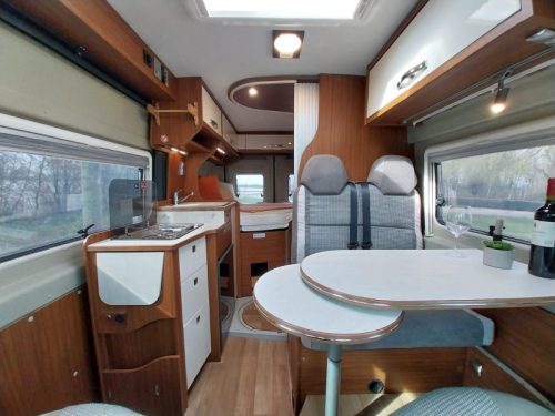 Globecar Roadcamp R with a length of 560cm photo: 1