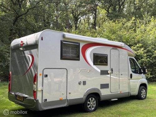 B&uuml;rstner Travel Van T 620 Fiat 2.3 130ch Euro 5 | Lits jumeaux | Douche/WC | Garage | 72 000 km | EXCELLENT &Eacute;TAT photo : 3