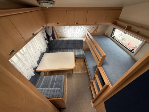 Hobby De luxe Easy 540 UK Kinderzimmer Rundsitz Foto: 12