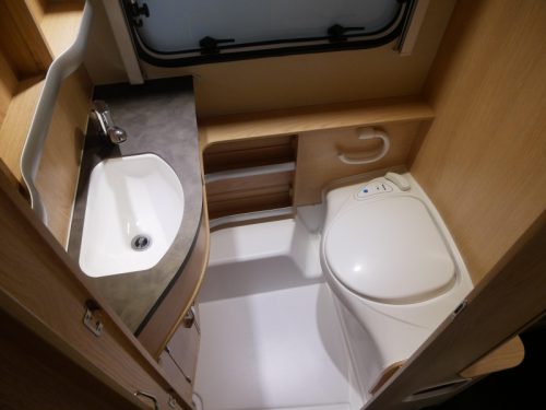 Eriba Touring - 60 Edition 542 mover, awning, bike rack photo: 14