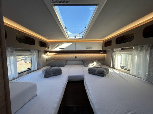 Weinsberg CaraCore 700 MEG Autom&aacute;tico, Aire Acondicionado 230V foto: 13