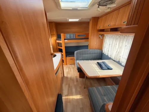 Hobby De luxe Easy 500 KMFE 6 berths, Awning with walls photo: 6